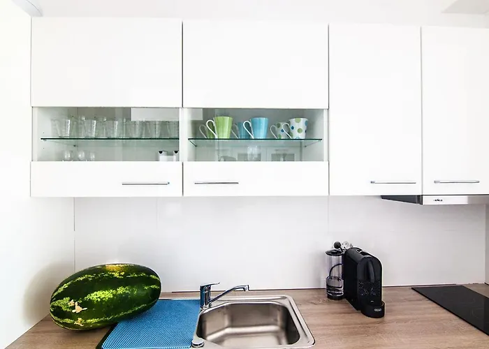 Atrium Blue Apartment *